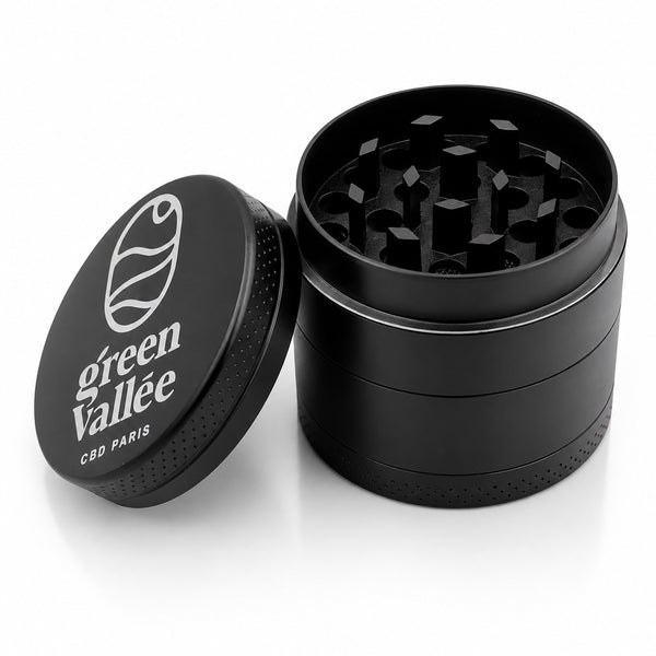 Grinder métal Green Vallée ouvert – chambre de broyage crantée et tamis à pollen
